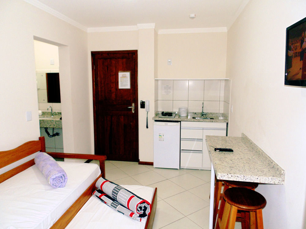 Hotel Lancamento Monteiro Canasvieiras 3*